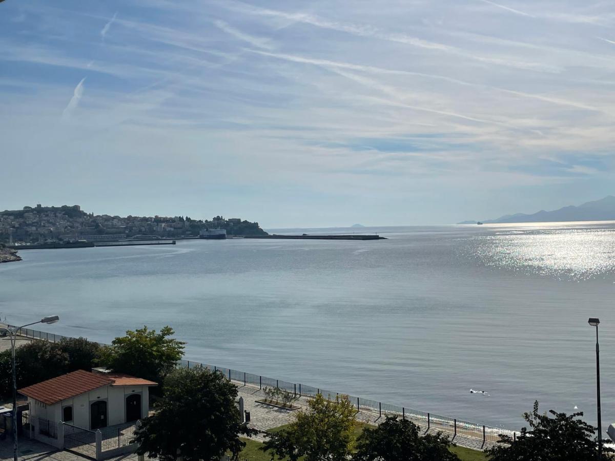 Seaside Loft Kavala Apartment Bagian luar foto